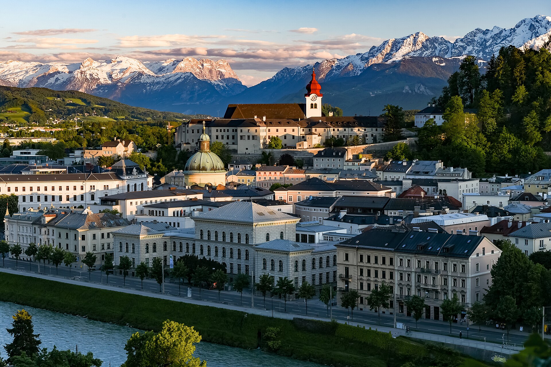 Salzburg old town with the Hohensalzburg fortress above
